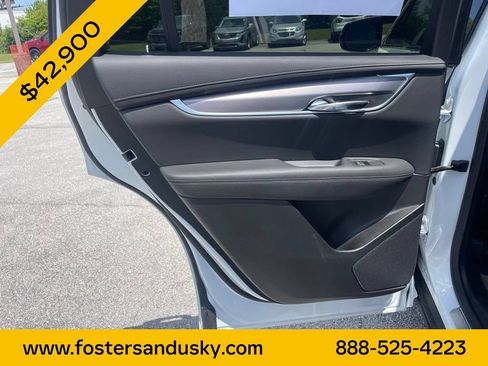 Used 2025 Cadillac XT6 Luxury FWD image 15