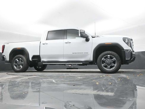 New 2026 GMC Sierra 2500 SLT w/ SLT Premium Package image 43