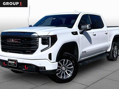 Used 2023 GMC Sierra 1500 AT4 w/ AT4 Premium Package