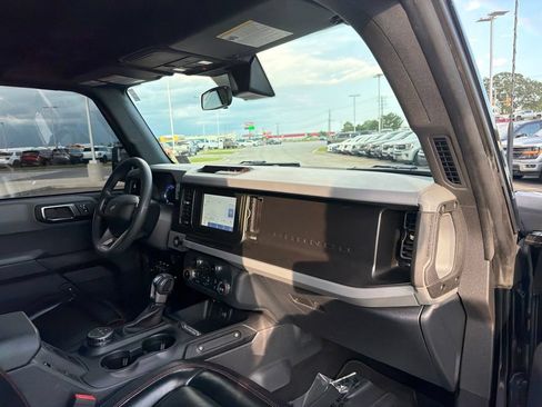 Used 2022 Ford Bronco 4-Door AWD/4WD image 23