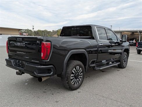 Used 2020 GMC Sierra 2500 Denali w/ Denali Ultimate Package image 3