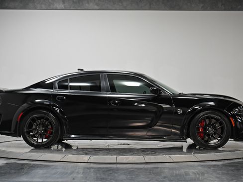Used 2023 Dodge Charger SRT Hellcat image 17