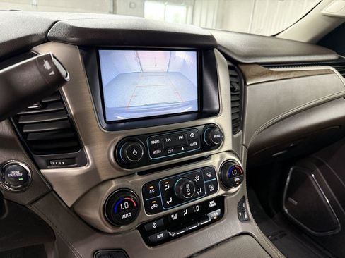 Used 2019 GMC Yukon XL Denali w/ Open Road Package AWD/4WD image 20