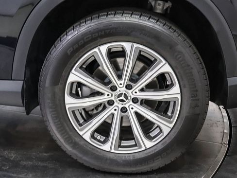 Certified 2024 Mercedes-Benz GLC 300 image 10