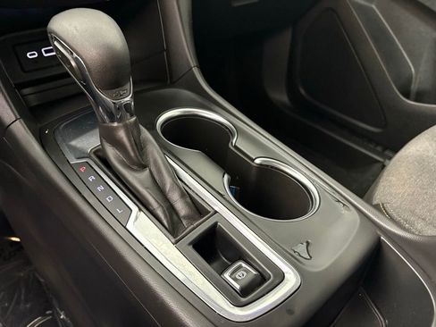 Used 2023 Chevrolet Equinox LT image 35