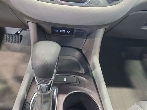 Used 2022 Chevrolet Malibu LS FWD image 22