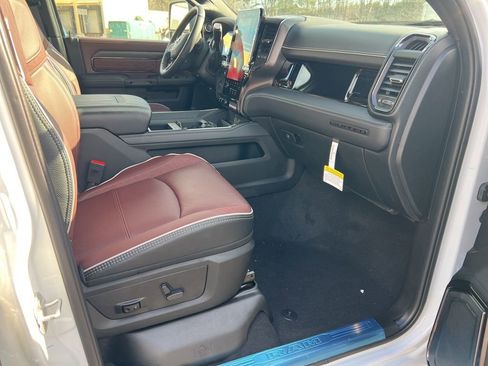 New 2026 RAM 2500 Limited image 11