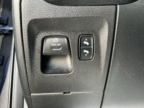 Used 2020 RAM 1500 Big Horn AWD/4WD image 20