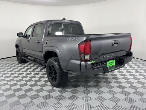 Used 2021 Toyota Tacoma SR w/ SR Convenience Package image 3