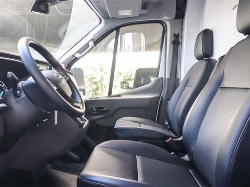 New 2025 Ford Transit 250 148 Medium Roof image 14