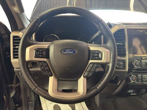 Used 2018 Ford F150 Lariat AWD/4WD image 17