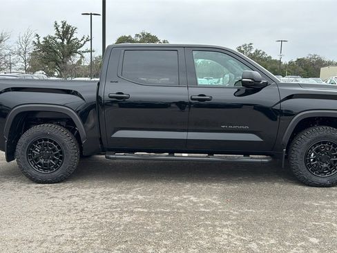 New 2026 Toyota Tundra SR5 image 10