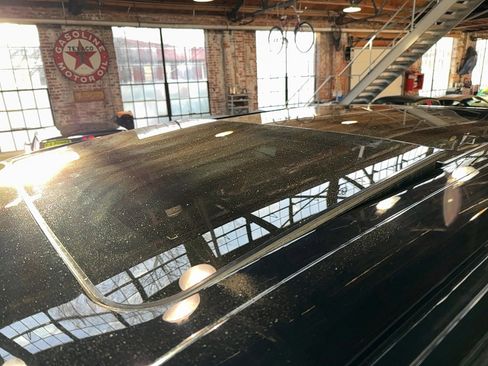 Used 2018 Ford F150 Raptor w/ Equipment Group 802A Luxury image 61