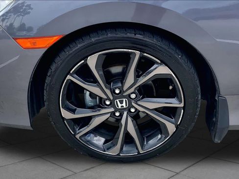 Used 2020 Honda Civic Sport image 11