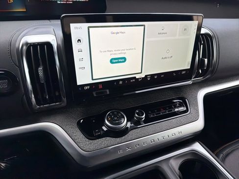 New 2026 Ford Expedition Tremor image 16