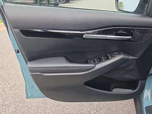 Certified 2024 Kia Seltos S FWD image 15