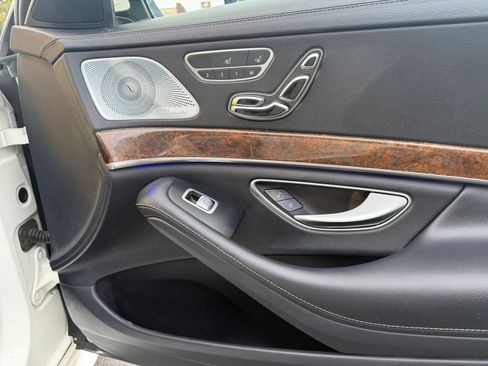 Used 2015 Mercedes-Benz S 550 4MATIC Sedan image 30