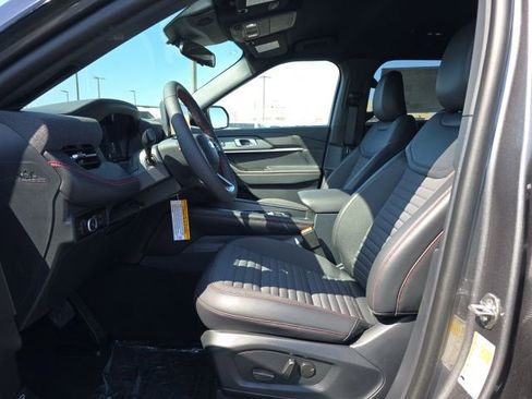 New 2026 Ford Explorer ST-Line image 11