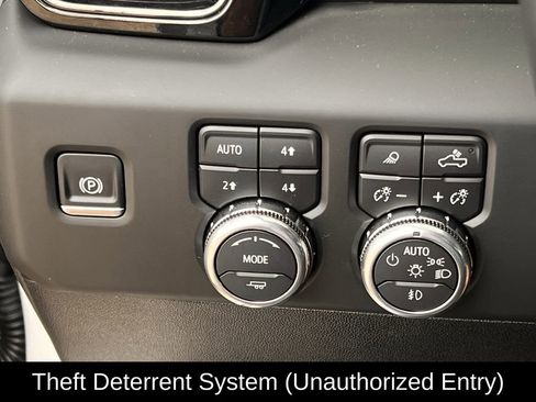Used 2025 GMC Sierra 1500 AT4 AWD/4WD image 25