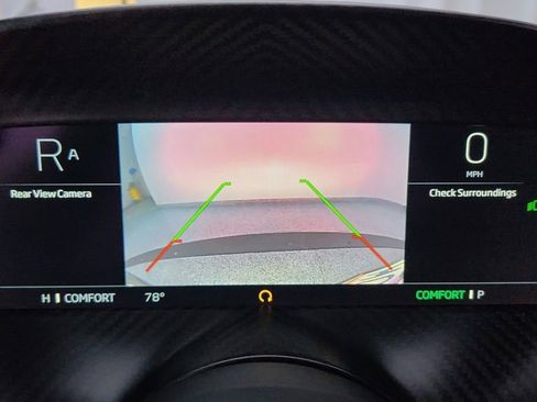 Used 2024 McLaren 750S Spider image 29