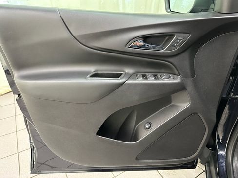 Used 2020 Chevrolet Equinox LT image 25