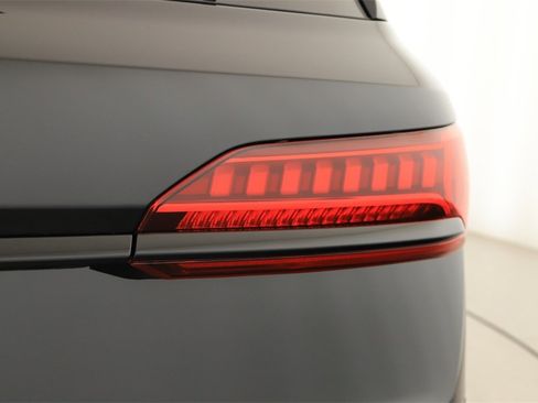 Certified 2023 Audi SQ7 Prestige image 30