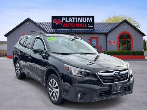 Used 2022 Subaru Outback Premium AWD/4WD image 1
