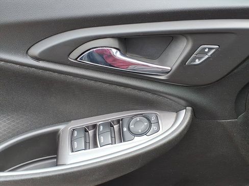 Used 2023 Chevrolet Malibu LT FWD image 15