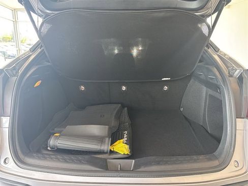 Used 2020 Toyota C-HR XLE image 15