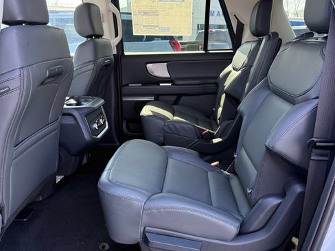 New 2026 Ford Expedition Max Active AWD/4WD image 11