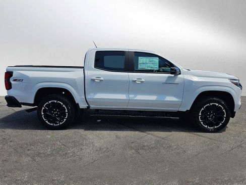 New 2026 Chevrolet Colorado Z71 w/ Technology Package AWD/4WD image 2