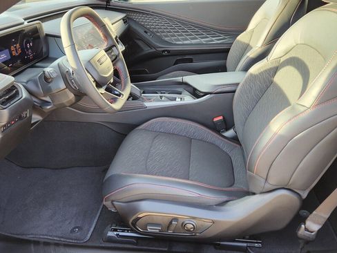 Used 2025 Dodge Charger R/T w/ Quick Order Package 25M R/T image 9