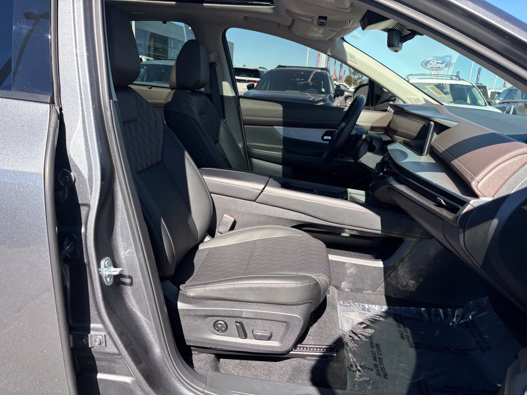 Used 2026 Nissan Murano Platinum w/ Cargo Package AWD/4WD image 23