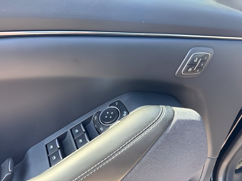 Used 2023 Ford Mustang Mach-E Premium AWD/4WD image 24