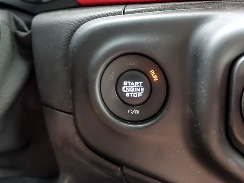 Used 2020 Jeep Wrangler Unlimited Rubicon w/ LED Lighting Group AWD/4WD image 15