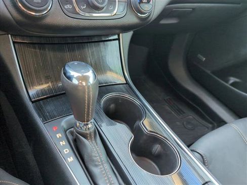 Used 2017 Chevrolet Impala Premier w/ Enhanced Convenience Package image 15