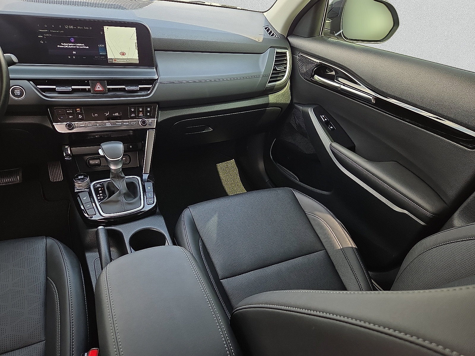 Used 2026 Kia Seltos EX w/ EX Sunroof Package FWD image 12