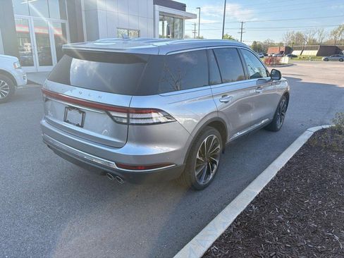 Used 2020 Lincoln Aviator Reserve w/ Equipment Group 202A image 3