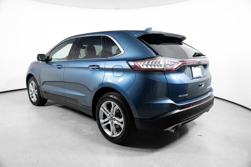 Used 2018 Ford Edge Titanium w/ Equipment Group 301A FWD image 12
