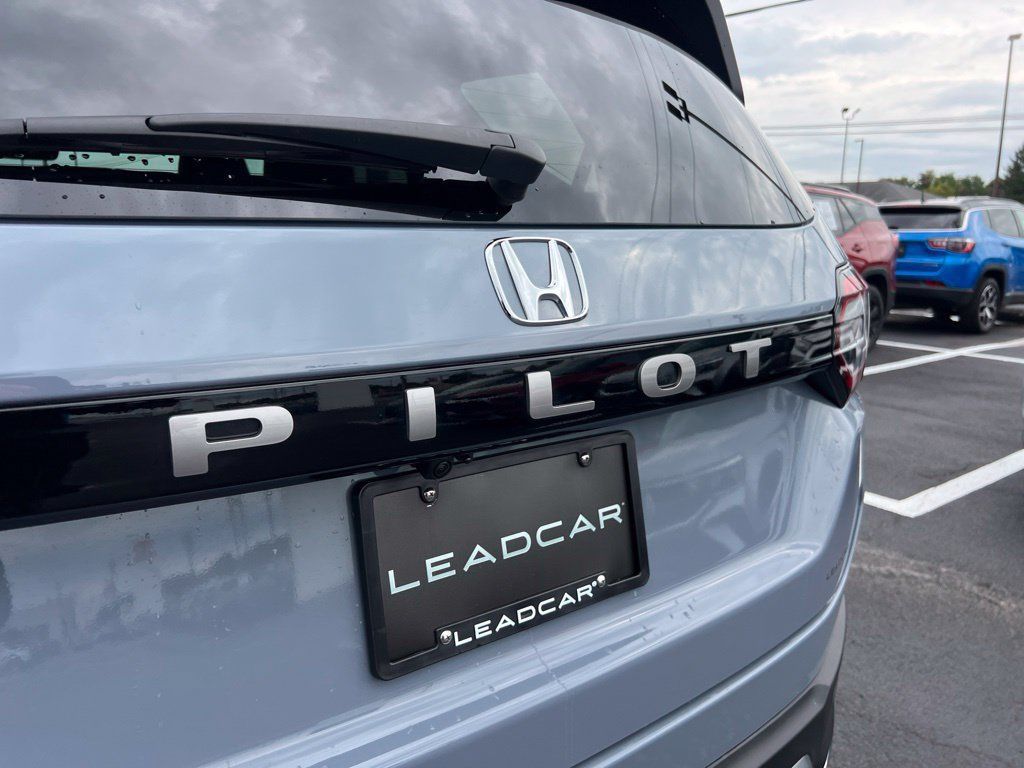 Certified 2026 Honda Pilot EX-L image 30