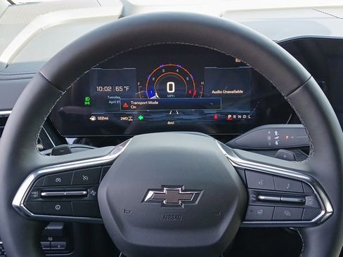 New 2026 Chevrolet Suburban Z71 AWD/4WD image 11