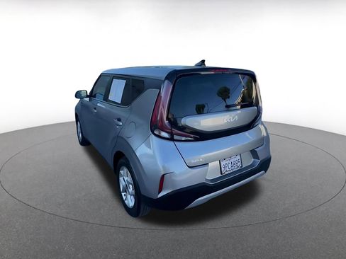 Used 2025 Kia Soul LX w/ LX Technology Package image 11