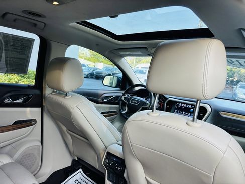 Used 2019 GMC Acadia Denali w/ Technology Package image 28