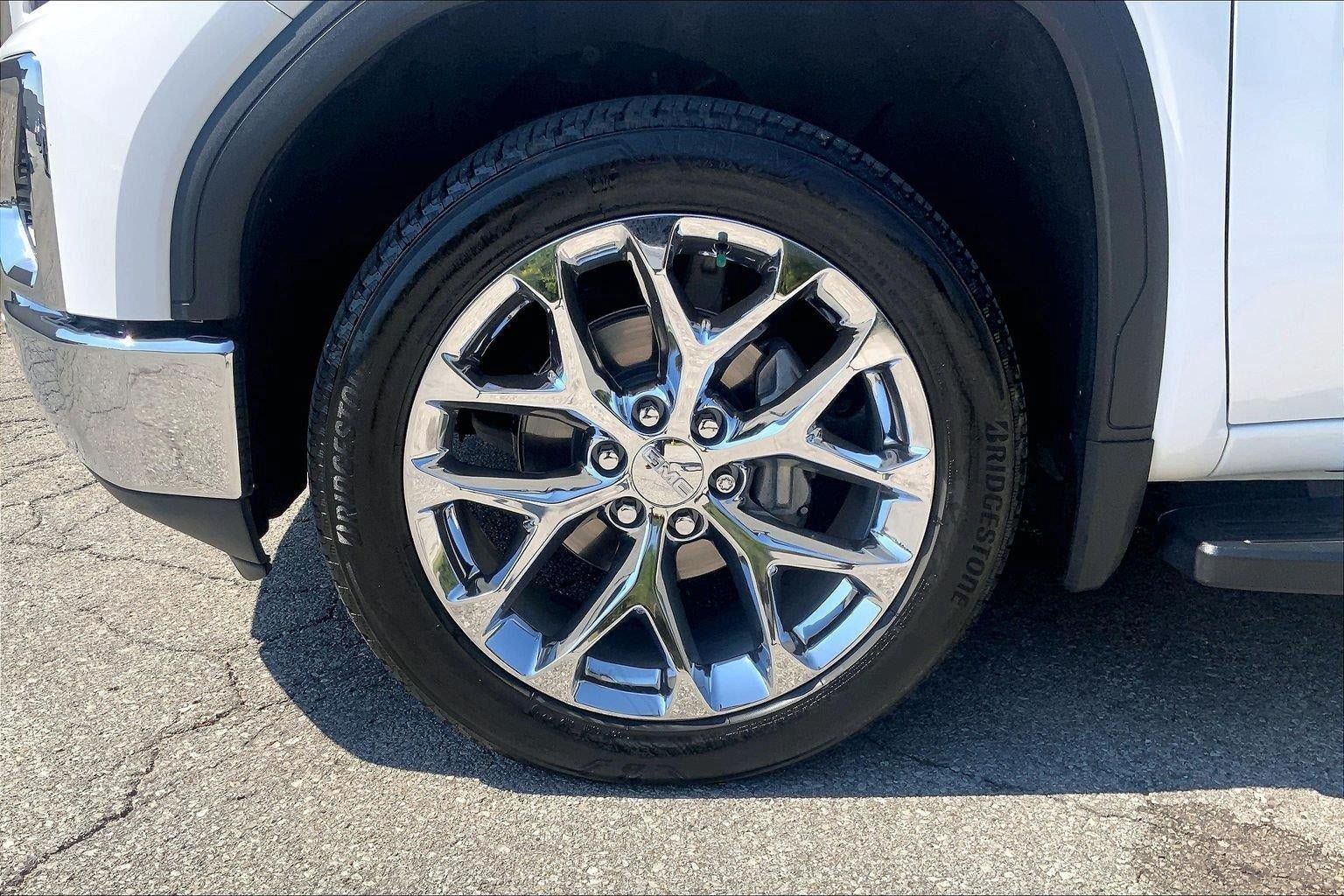 Used 2019 GMC Sierra 1500 SLT w/ SLT Premium Plus Package AWD/4WD image 9