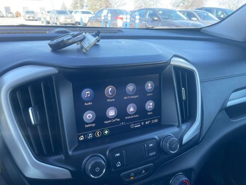 Used 2024 GMC Terrain SLT image 20