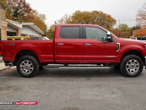 Used 2022 Ford F350 Lariat w/ Lariat Ultimate Package image 9