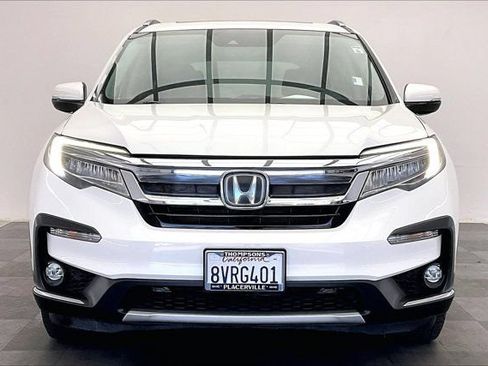 Used 2021 Honda Pilot Touring image 2