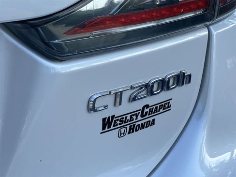 Used 2016 Lexus CT 200h image 11
