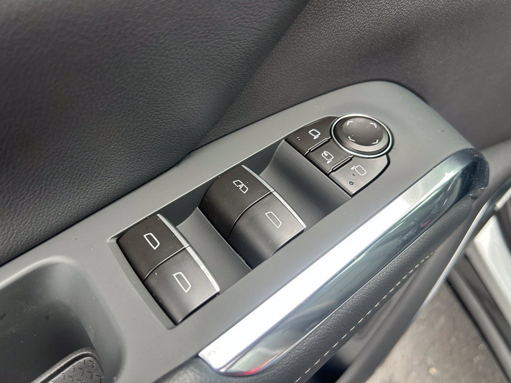 New 2026 Chevrolet Traverse High Country FWD image 18