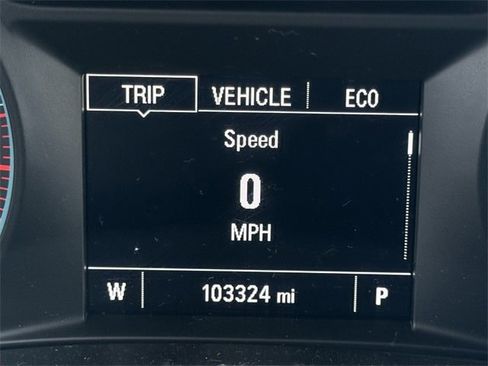 Used 2018 Chevrolet Malibu LT image 16